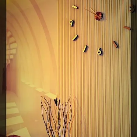 Vision Luxury Rynek * فروتسواف