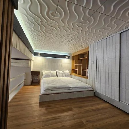 Vision Luxury Rynek *